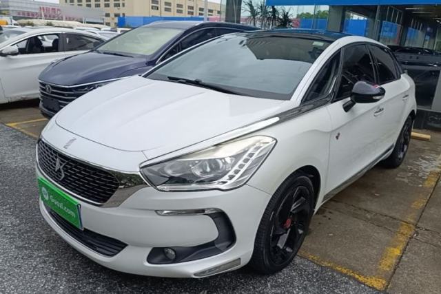 Used DS 5 2018 30THP P-Line Sport Model