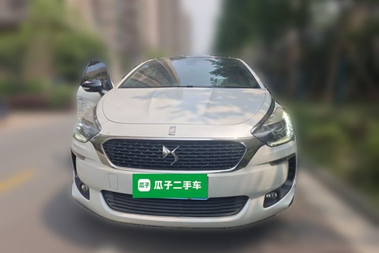 Used DS 5 2018 30THP P-Line Sport Model Front