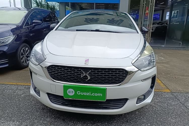 Used DS 5 2018 30THP P-Line Sport Model Front