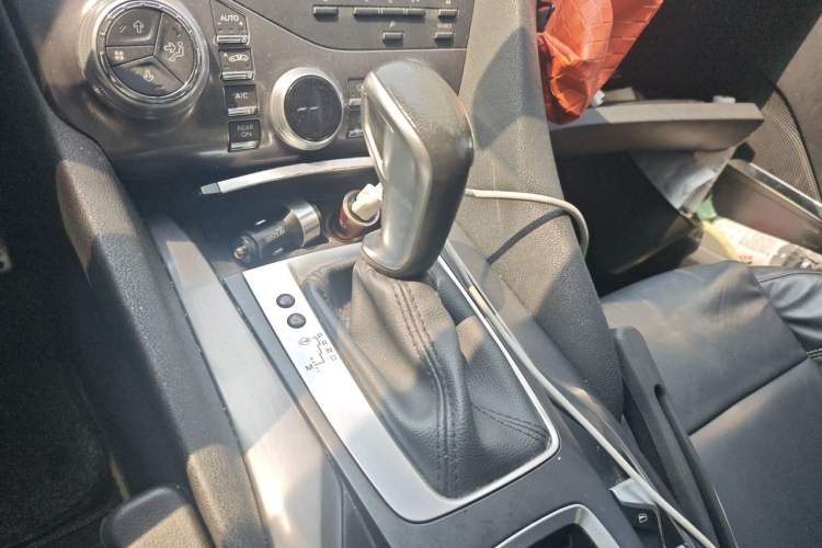 Used DS 5 2018 30THP P-Line Sport Model Gear Lever