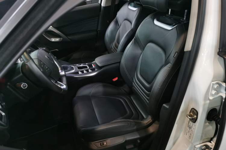 Used DS 5 2018 30THP P-Line Sport Model Left Front Seat