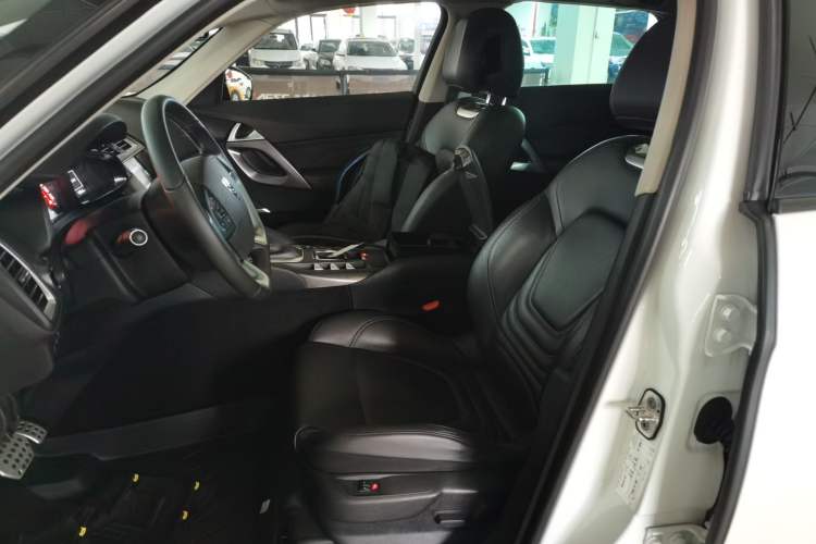 Used DS 5 2018 30THP P-Line Sport Model Left Front Seat