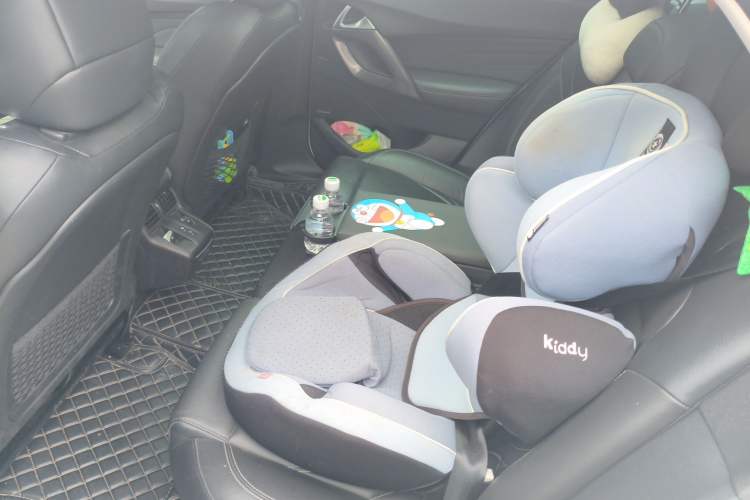 Used DS 5 2018 30THP P-Line Sport Model Left Rear Seat