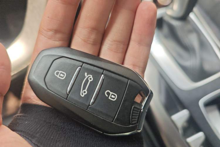 Used DS 5 2018 30THP P-Line Sport Model Vehicle Key