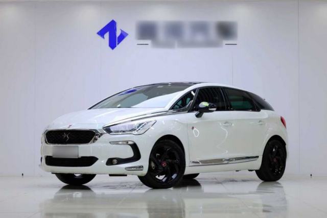 Used DS 5 2018 30THP P-Line Sport Model