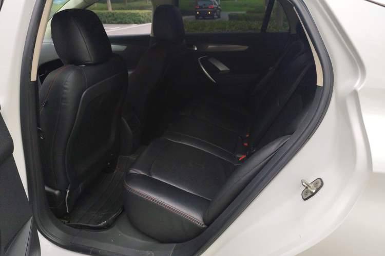 Used DS 5LS 2015 1.6T Comfort Edition THP160 Interior 2