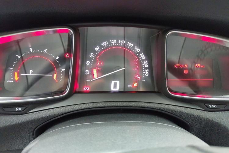 Used DS 5LS 2015 1.6T Comfort Edition THP160 Interior 6
