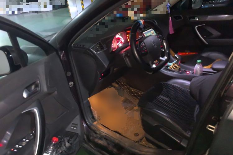 Used DS 5LS 2014 1.8L Elegant Edition VTi140 Driver Seat
