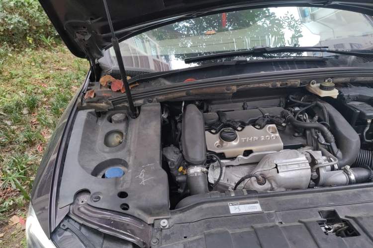 Used DS 5LS 2014 1.6T Prestige Edition THP200 Engine Bay Right