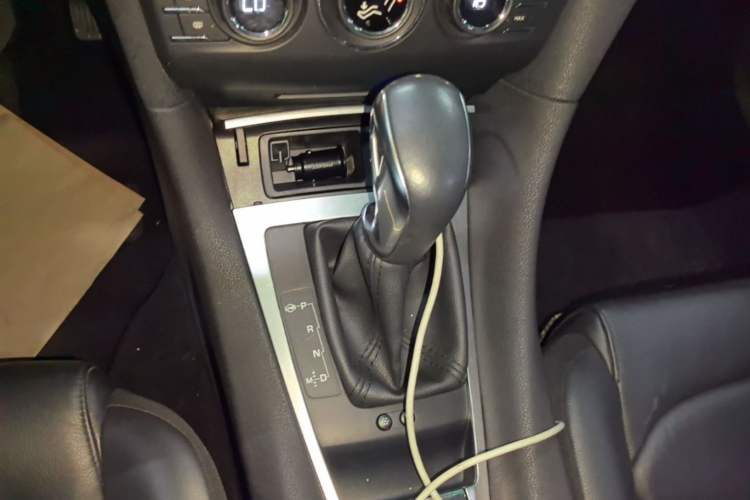 Used DS 5LS 2014 1.6T Elegant Version THP160 Gear Lever