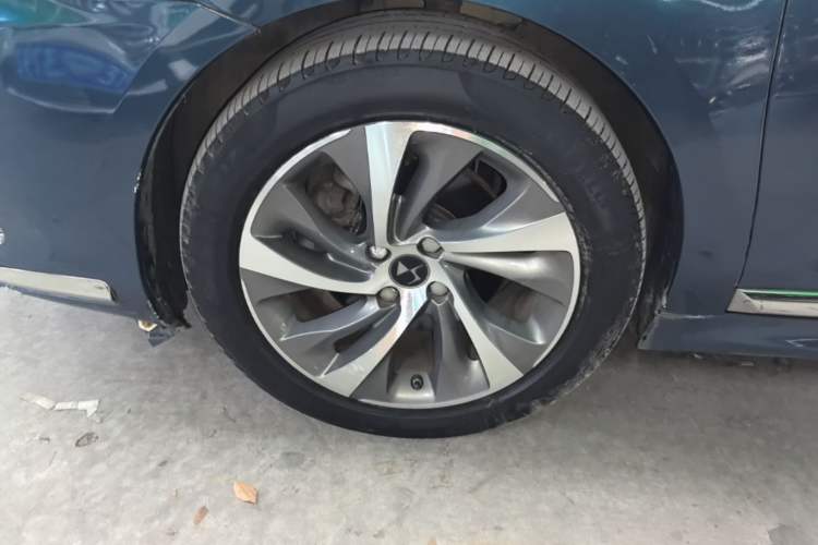 Used DS 5LS 2014 1.6T Elegant Version THP160 Left Front Wheel Hub