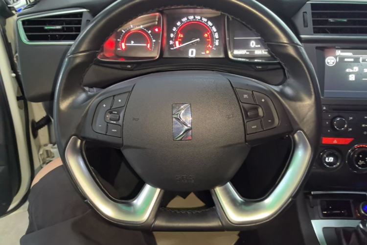 Used DS 5LS 2014 1.6T Elegant Version THP160 Steering Wheel