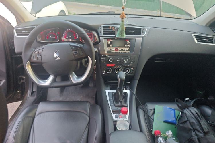 Used DS 5LS 2014 1.6T Elegant Version THP160 Center Console