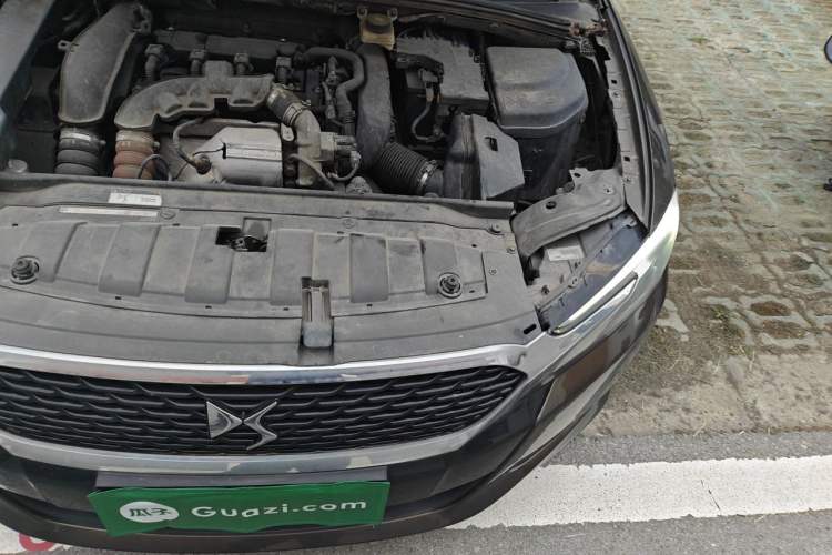 Used DS 5LS 2014 1.6T Luxury Edition THP160 Engine Bay Left