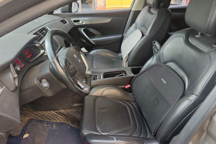 Used DS 5LS 2014 1.6T Luxury Edition THP160 Left Front Seat