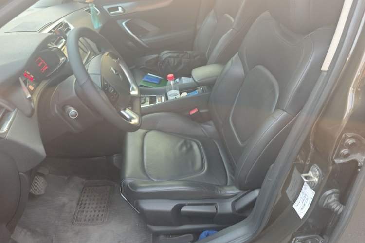 Used DS 5LS 2014 1.6T Elegant Version THP160 Left Front Seat