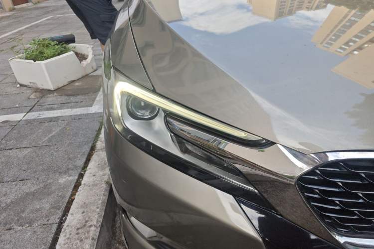 Used DS 5LS 2014 1.6T Luxury Edition THP160 Right Front Headlight