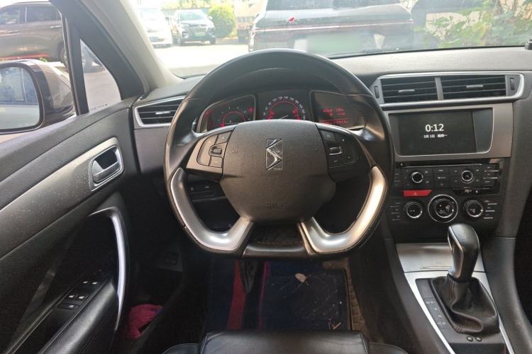 Used DS 5LS 2014 1.6T Luxury Edition THP160 Steering Wheel