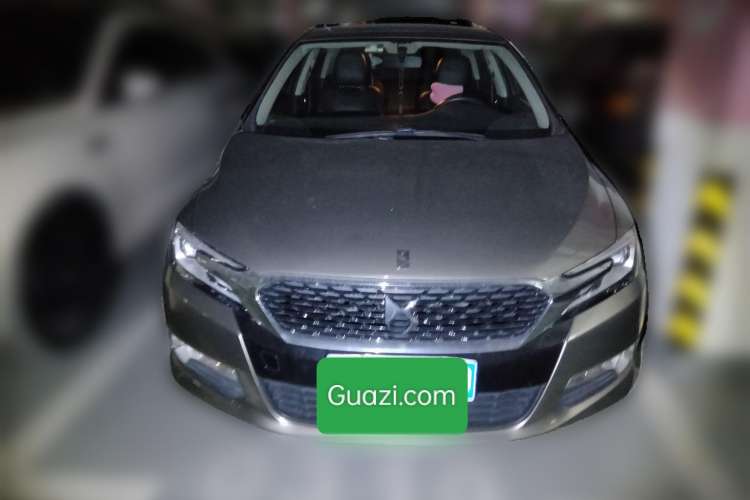 Used DS 5LS 2014 1.8L automatic Comfort version VTi140 Front
