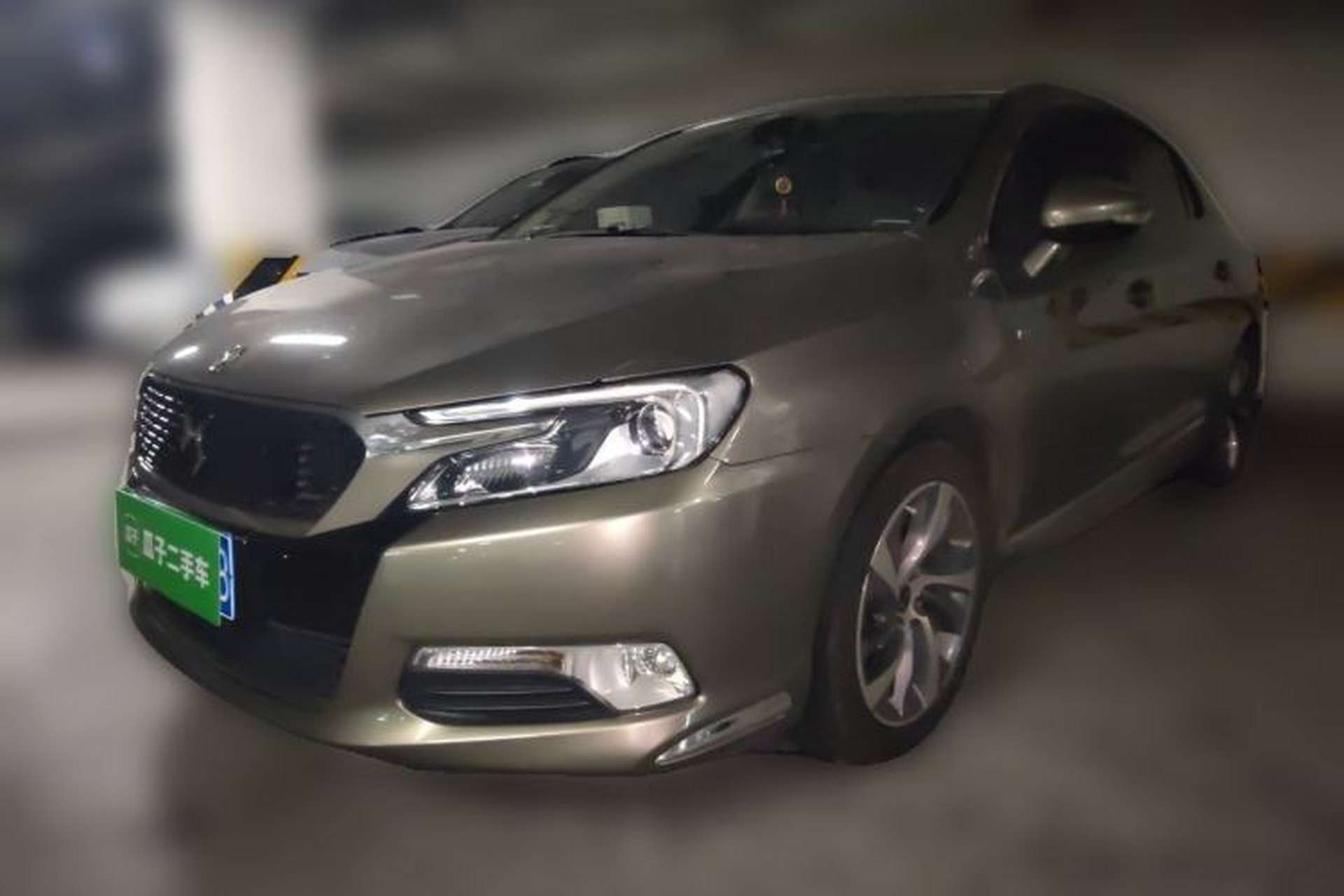 Used DS 5LS 2014 1.6T Elegant Version THP160 Front Left 45 Deg