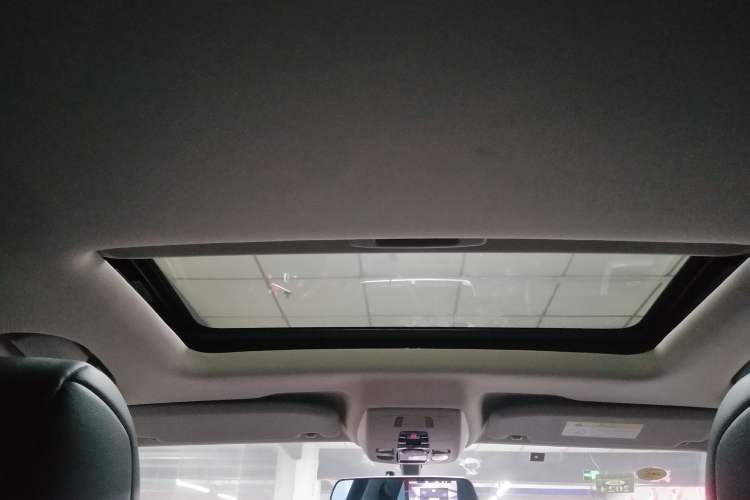 Used DS 5LS 2014 1.8L Elegant Edition VTi140 Headliner