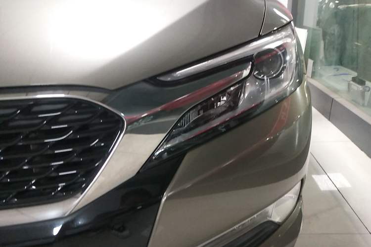 Used DS 5LS 2014 1.8L Elegant Edition VTi140 Left Front Headlight