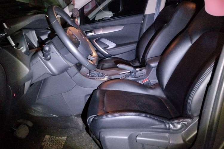 Used DS 5LS 2014 1.8L automatic Comfort version VTi140 Left Front Seat