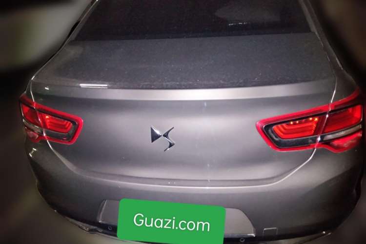 Used DS 5LS 2014 1.8L automatic Comfort version VTi140 Rear