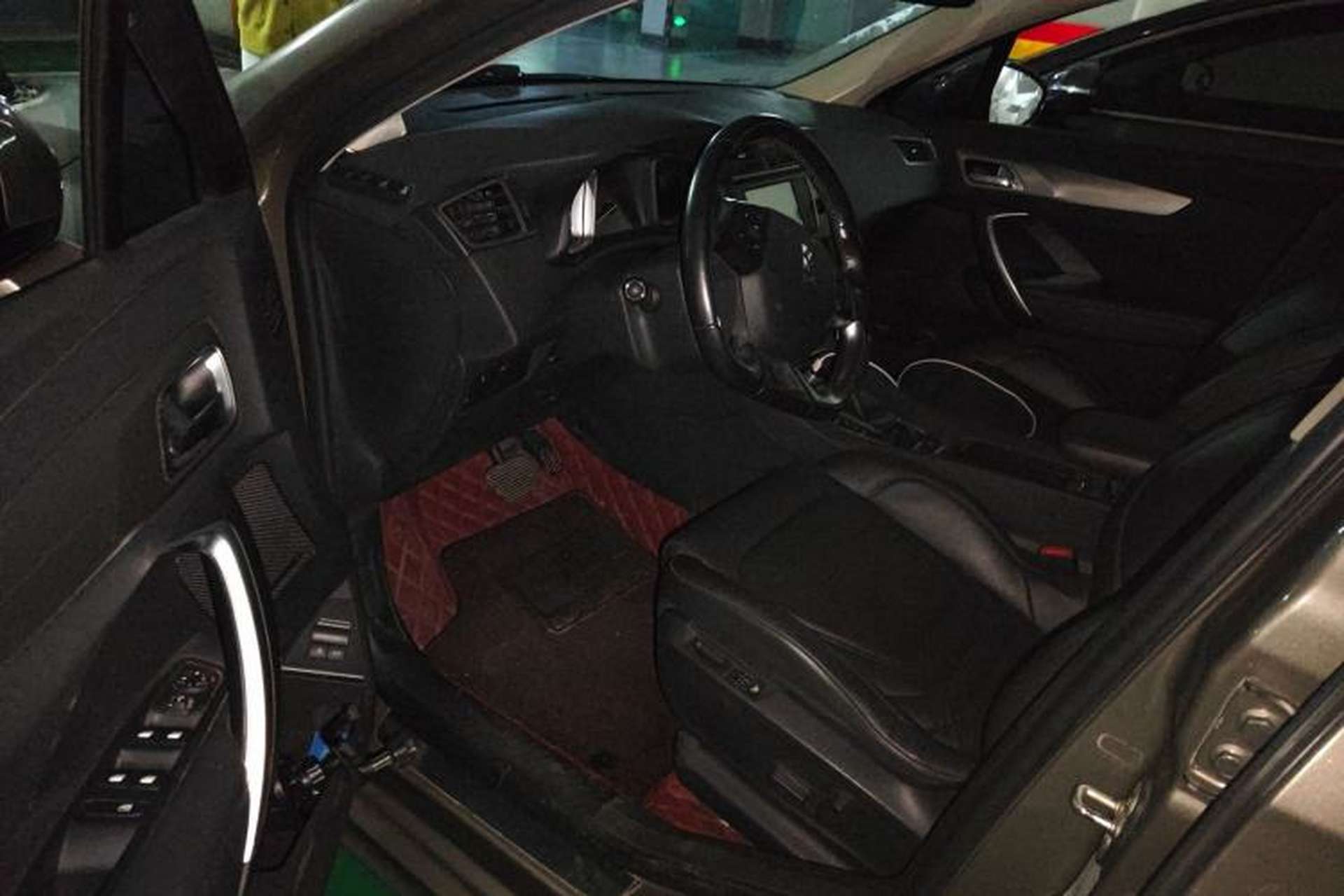 Used DS 5LS 2014 1.6T Luxury Edition THP160 Driver Seat