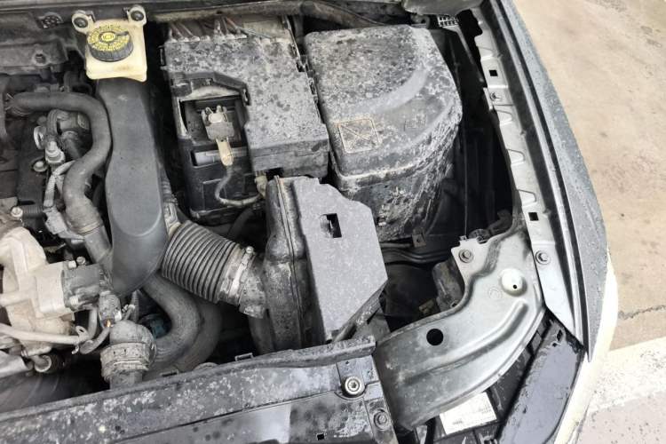 Used DS 5LS 2014 1.6T Elegant Version THP160 Engine Bay Left