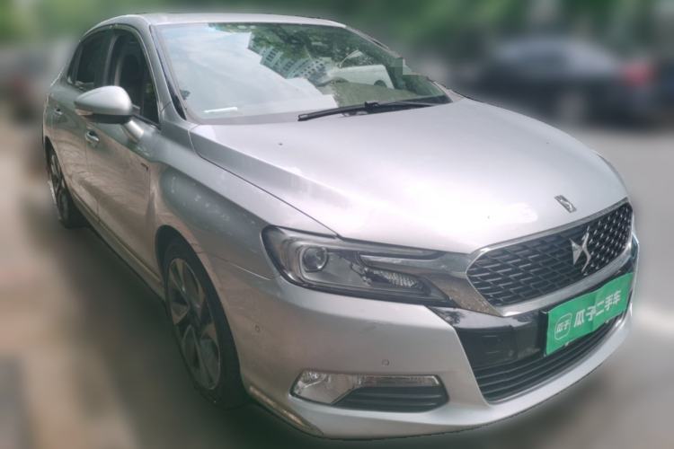 Used DS 5LS 2014 1.6T Prestige Edition THP200 Front Right 45 Deg