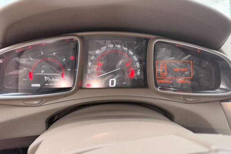 Used DS 5LS 2014 1.6T Elegant Version THP160 Instrument Cluster
