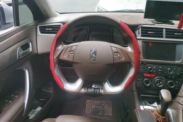 Used DS 5LS 2014 1.6T Prestige Edition THP200 Steering Wheel