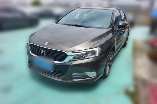 Used DS 5LS 2014 1.6T Luxury Edition THP160
