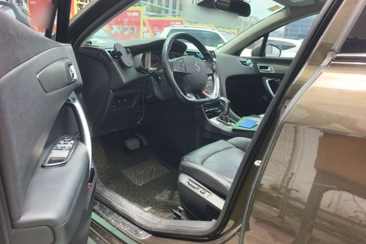 Used DS 5LS 2014 1.6T Luxury Edition THP160 Driver Seat