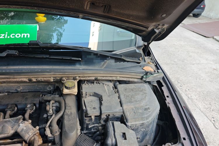 Used DS 5LS 2014 1.6T Elegant Version THP160 Engine Bay Left