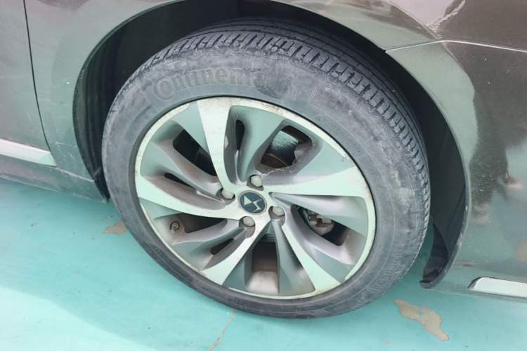 Used DS 5LS 2014 1.6T Luxury Edition THP160 Right Front Wheel Hub