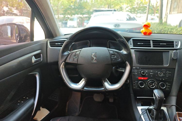 Used DS 5LS 2014 1.6T Elegant Version THP160 Steering Wheel
