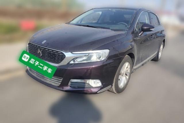Used DS 5LS 2014 1.8L automatic Comfort version VTi140