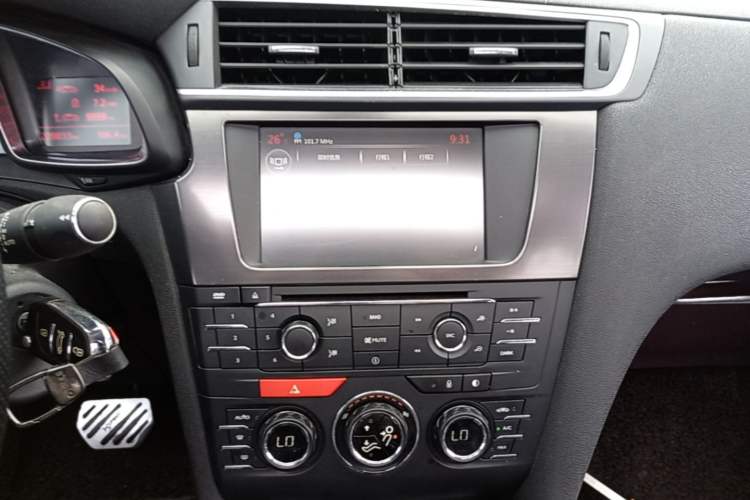 Used DS 5LS 2014 1.6T Elegant Version THP160 Audio And AC Panel