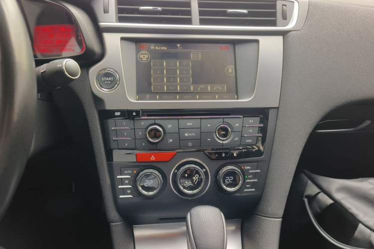 Used DS 5LS 2014 1.6T Luxury Edition THP160 Audio And AC Panel
