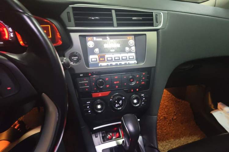 Used DS 5LS 2014 1.6T Luxury Edition THP160 Audio And AC Panel