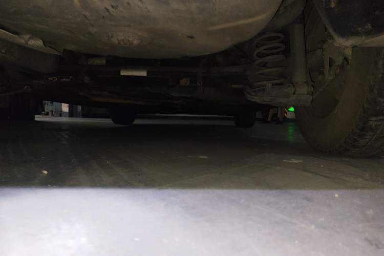 Used DS 5LS 2014 1.8L automatic Comfort version VTi140 Chassis Rear Right