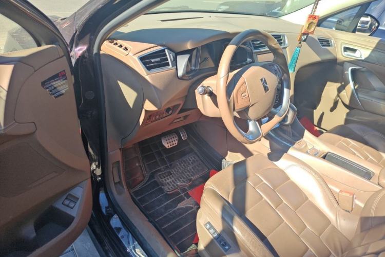 Used DS 5LS 2014 1.6T Prestige Edition THP200 Driver Seat