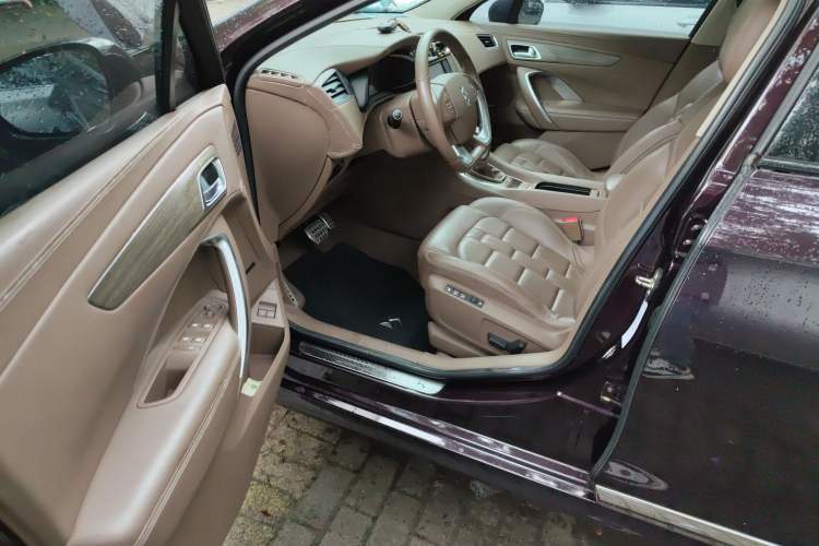 Used DS 5LS 2014 1.6T Prestige Edition THP200 Driver Seat