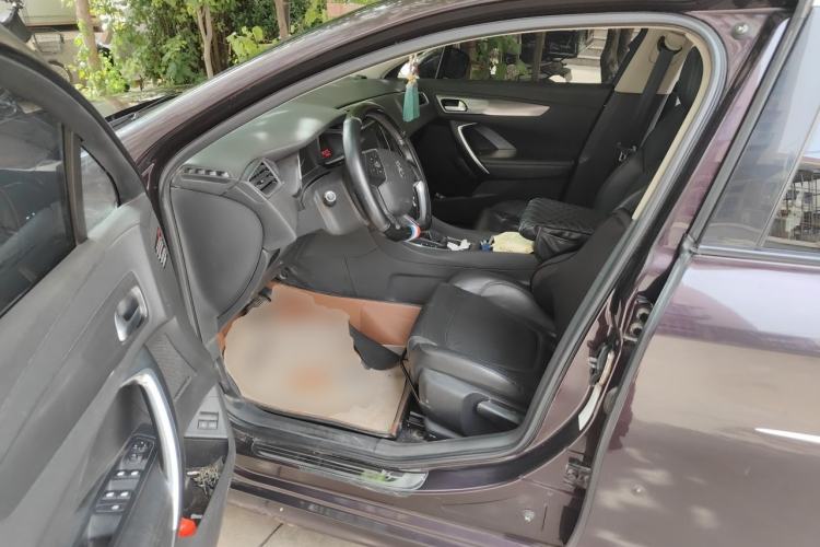 Used DS 5LS 2014 1.8L Elegant Edition VTi140 Driver Seat