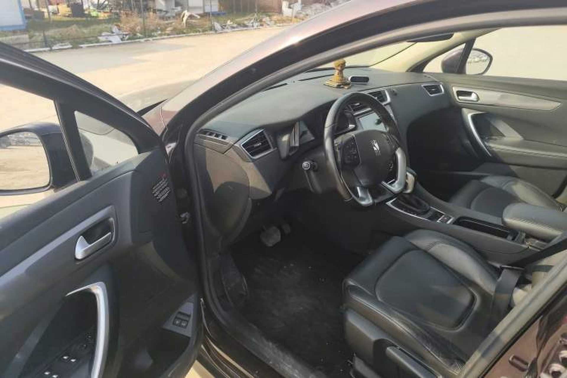 Used DS 5LS 2014 1.6T Elegant Version THP160 Driver Seat