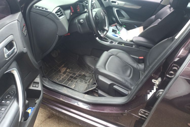 Used DS 5LS 2014 1.6T Elegant Version THP160 Driver Seat