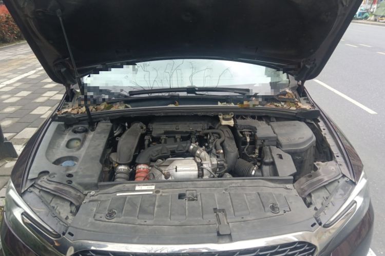 Used DS 5LS 2014 1.6T Elegant Version THP160 Engine Bay