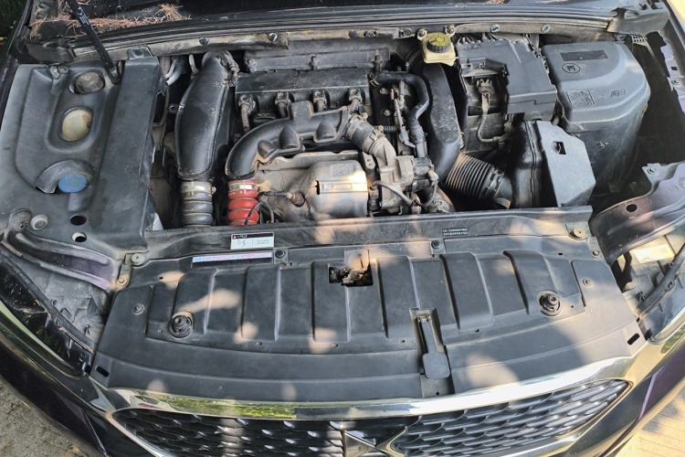 Used DS 5LS 2014 1.6T Elegant Version THP160 Engine Bay
